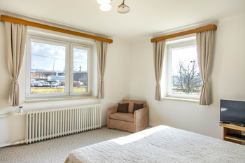 Prodej pozemku 6771 m², Valašské Meziříčí