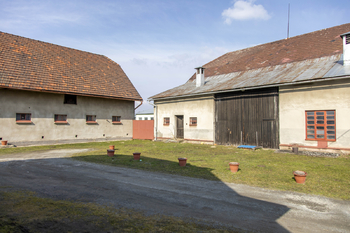 Prodej pozemku 6771 m², Valašské Meziříčí