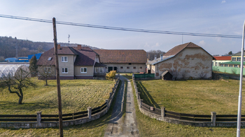 Prodej pozemku 6771 m², Valašské Meziříčí
