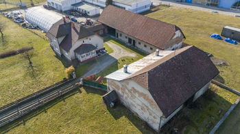 Prodej pozemku 6771 m², Valašské Meziříčí