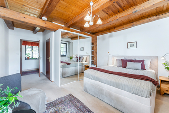Prodej domu 460 m², Přelíc