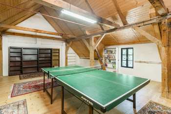 Prodej domu 460 m², Přelíc