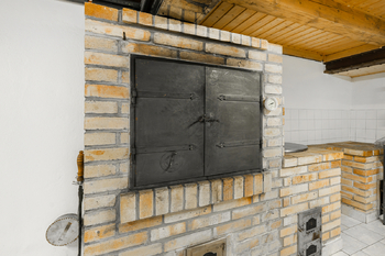 Prodej domu 460 m², Přelíc