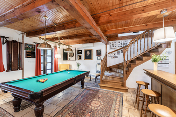 Prodej domu 460 m², Přelíc