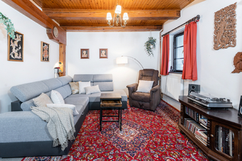 Prodej domu 460 m², Přelíc