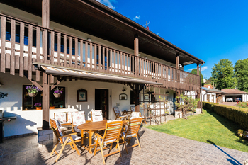 Prodej domu 460 m², Přelíc