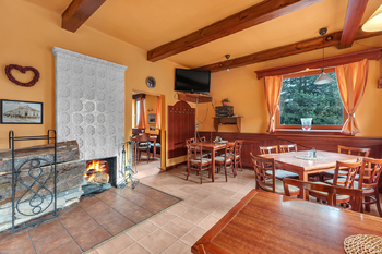 Pronájem restaurace 340 m², Hořice