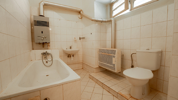 Koupelna - Pronájem bytu 3+1 v osobním vlastnictví 92 m², Prostějov