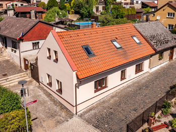 Horní pohled na dům - Prodej domu 127 m², Mnichovo Hradiště