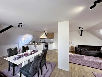 Prodej domu 100 m², Včelná