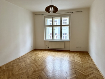 Pronájem bytu 2+kk v osobním vlastnictví 77 m², Praha 3 - Žižkov