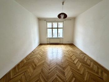 Pronájem bytu 2+kk v osobním vlastnictví 77 m², Praha 3 - Žižkov