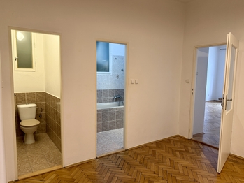 Pronájem bytu 2+kk v osobním vlastnictví 77 m², Praha 3 - Žižkov