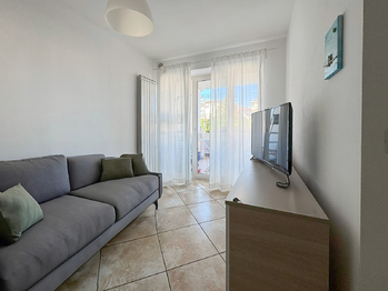 obývací pokoj s výstupem na terasu - Prodej bytu 2+kk v osobním vlastnictví 49 m², Francavilla al Mare