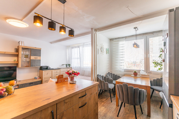 Prodej bytu 3+kk v osobním vlastnictví 77 m², Praha 9 - Prosek