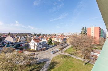 Prodej bytu 3+kk v osobním vlastnictví 77 m², Praha 9 - Prosek