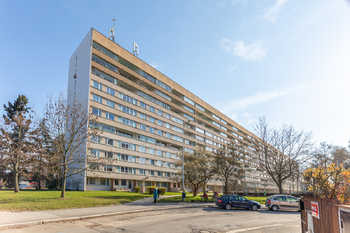 Prodej bytu 3+kk v osobním vlastnictví 77 m², Praha 9 - Prosek