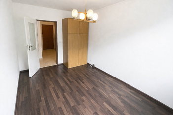 Pronájem bytu 2+kk v osobním vlastnictví 45 m², Praha 8 - Kobylisy