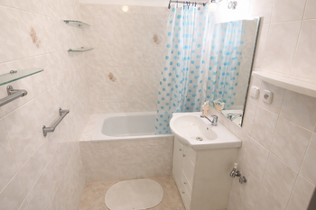 Pronájem bytu 2+kk v osobním vlastnictví 45 m², Praha 8 - Kobylisy