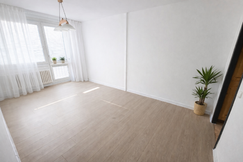 Pronájem bytu 2+kk v osobním vlastnictví 45 m², Praha 8 - Kobylisy
