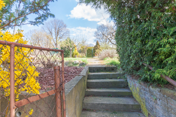 Prodej pozemku 522 m², Lom