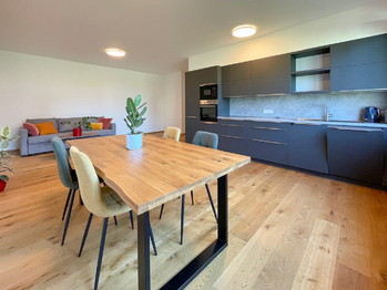 Prodej bytu 3+kk v osobním vlastnictví 80 m², Horoměřice