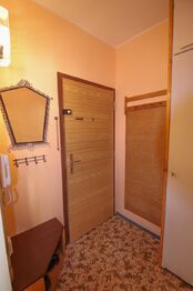 předsíň - Pronájem bytu 2+kk v družstevním vlastnictví 42 m², České Budějovice