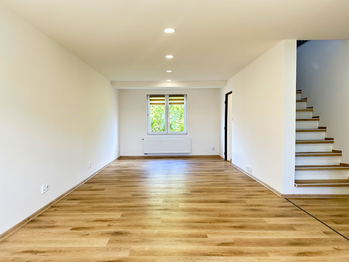 Prodej domu 152 m², Dobroměřice