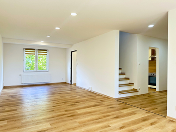 Prodej domu 152 m², Dobroměřice
