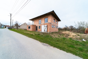 Prodej domu 228 m², Krhov
