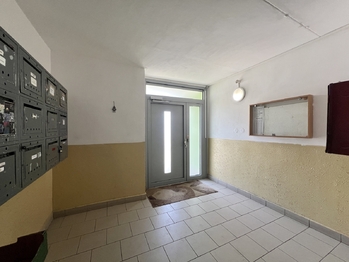 Prodej bytu 1+1 v osobním vlastnictví 33 m², Chomutov