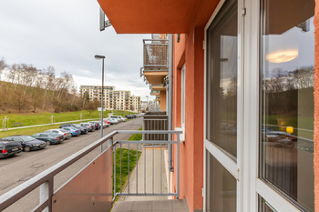 balkon na západ 3m2 - Prodej bytu 3+kk v osobním vlastnictví 110 m², Praha 4 - Kunratice