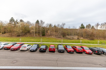 výhled z balkonu - Prodej bytu 3+kk v osobním vlastnictví 110 m², Praha 4 - Kunratice