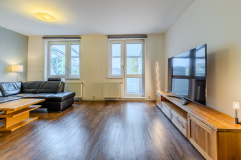 obývací pokoj - Prodej bytu 3+kk v osobním vlastnictví 110 m², Praha 4 - Kunratice