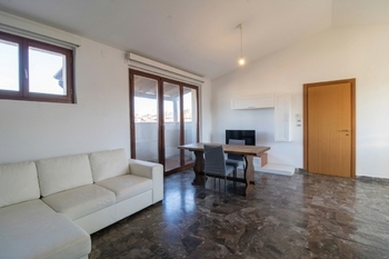 obývací pokoj s výstupem na terasu - Prodej bytu 4+kk v osobním vlastnictví 82 m², Francavilla al Mare