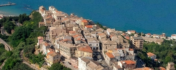 Výhled ze San Vito Chietino - Prodej bytu 4+kk v osobním vlastnictví 82 m², Francavilla al Mare