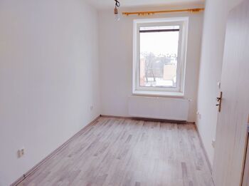Pronájem bytu 1+1 v osobním vlastnictví 46 m², Pardubice