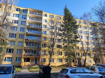 Pronájem bytu 1+kk v osobním vlastnictví 27 m², Praha 9 - Střížkov