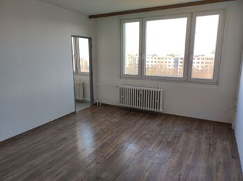 Pronájem bytu 1+kk v osobním vlastnictví 27 m², Praha 9 - Střížkov