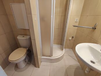 Pronájem bytu 1+kk v osobním vlastnictví 27 m², Praha 9 - Střížkov