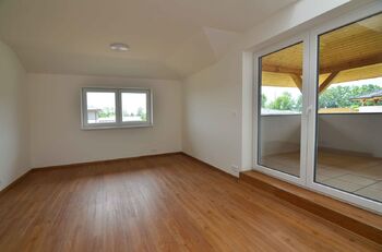 Pronájem bytu 3+1 v osobním vlastnictví 104 m², Úhonice