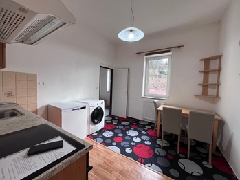 Prodej bytu 1+1 v osobním vlastnictví 47 m², Kozolupy