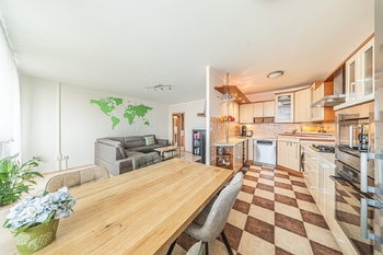 Prodej bytu 4+1 v osobním vlastnictví 93 m², Kladno