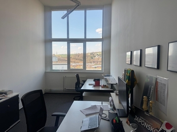 Pronájem kancelářských prostor 23 m², Zlín