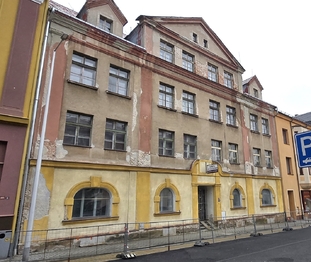 Prodej nájemního domu 480 m², Vejprty