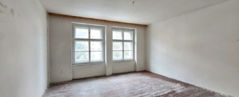 ložnice  - Prodej nájemního domu 480 m², Vejprty