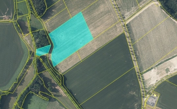 Prodej pozemku 22505 m², Úmonín