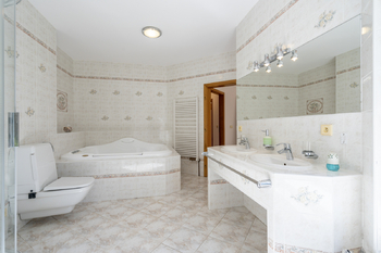 Prodej bytu 5+1 v osobním vlastnictví 150 m², Zlín