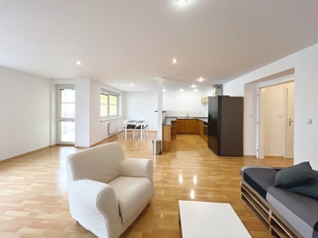 Pronájem bytu 3+kk v osobním vlastnictví 101 m², Praha 7 - Holešovice