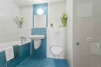 Koupelna - Prodej bytu 2+kk v osobním vlastnictví 55 m², Praha 9 - Letňany